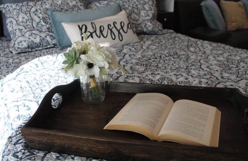 Camargo Cabin | Romantic Getaway in Cozy Cabin - Hot tub