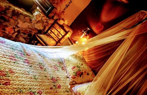 Valeria House | Romantic getaway to Valeria, Spain