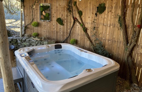 Neucy House | Romantic Getaway w/Private Wellness (La Roca)