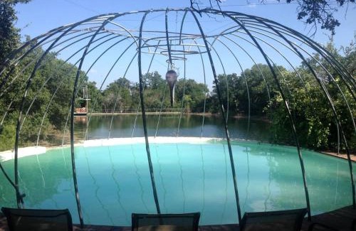 Spicewood House | Romantic Getaways in Fully-Equipped Tree House Rental in Spicewood, Texas