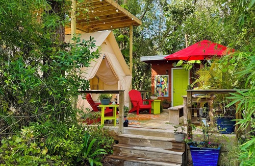 Lutz House | Romantic Glamping Tent/Tiny House Garden Retreat