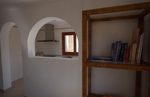 Urbanizacion Mont Ferrutx House | Romantic holiday home by the sea
