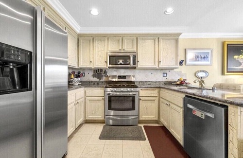 Laguna Niguel House | Romantic Hilltop Home With Forever Views!
