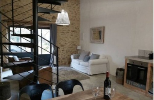 Marsales House | Romantic holiday accommodation sleeps 4, with shared swimming pool in Dordogne