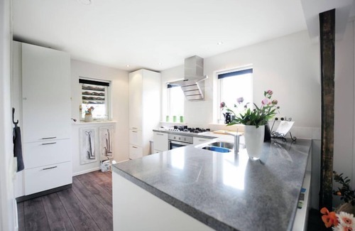 Schagen Apartment | Romantic holiday home with plenty of cycling and walking possibilities