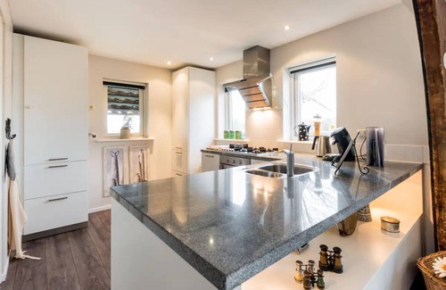 Schagen Apartment | Romantic holiday home with plenty of cycling and walking possibilities
