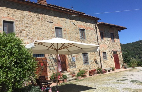 Giugnano Villa | Romantic Holiday Villa, pool Opens from April to October, for 18/25/29 people