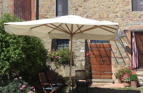 Giugnano Villa | Romantic Holiday Villa, pool Opens from April to October, for 18/25/29 people