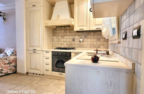 Montopoli in Val d'Arno House | Romantic house with bath and pets allowed in ancient Tuscan village