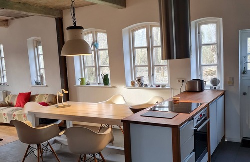 Neukirchen/Erzgeb House | Romantic, listed thatched-roof house with wood-burning stove and garden