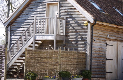 Benson House | Romantic luxury barn in quaint countryside village