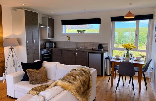 Knockbain House | Romantic, luxury lodge on the NC500 - Druid House Lodge