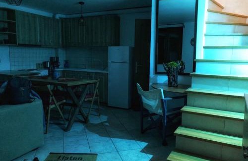 Pythagorion House | Romantic maisonette in the heart of Pythagoreio LH door