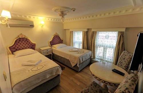Cagaloglu Apartment | Romantic Mansion