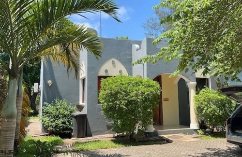 Kigamboni House | Romantic Mediterranean beach house- Entire home