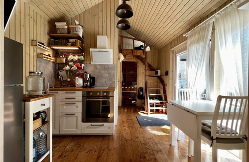 Iecava Cottage | Romantic Nandi Rezidence Janupietis With Sauna and Hot Tub