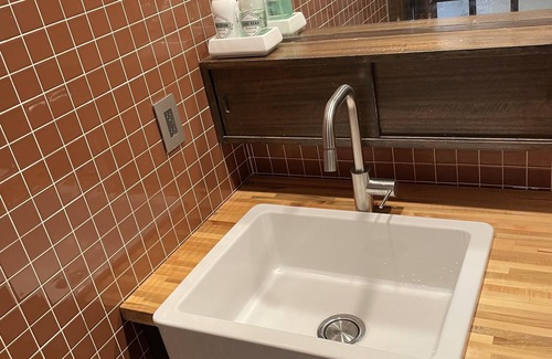 Grand Island Bed & Breakfast | Romantic New Renovated Suite On Niagara River