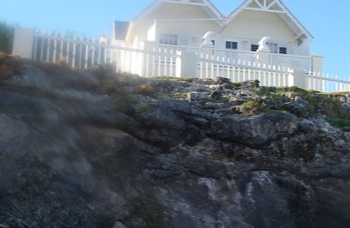 Belair Villa | Romantic Oceanfront Villa near Crane Resort Lovebirds Special