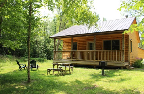 Jeffersonville Cabin | Romantic One-Bedroom Cabin Near Smuggler's Notch