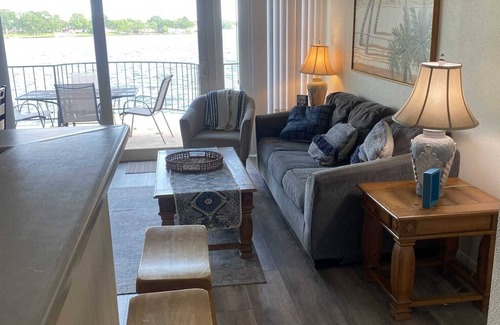 Seven Coves Apartment | Romantic or family convenient with balcony over conroe lake ideal for fishing