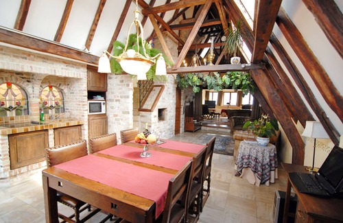 Historical Center Bruges Apartment | Romantic Penthouse in Bruges Medieval Centre with Roof Garden and Free Garage
