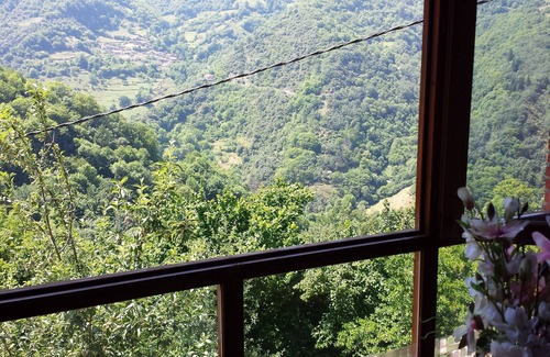 Santa Maria Apartment | Romantic place with Jacuzzi, fantastics mountain Views And Fireplace
