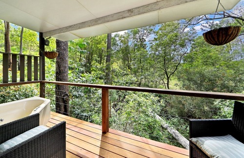 Childers Cabin | Romantic private couples retreat