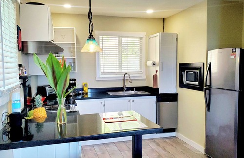 Playa Hermosa House | Romantic Private Hermosa Beach House -Clean, Quiet & Safe, Amazing Ocean Views!
