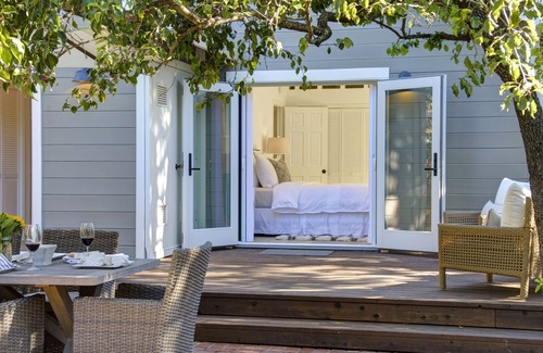 St. Helena House | Romantic, Private Jewel - 3 blocks from Downtown St.Helena in the Napa Valley