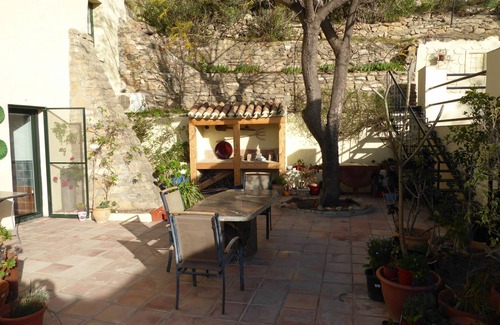 El Cortijo Grande Villa | Romantic restored mill house with pool in private gardens. Free Wi-Fi. Parking.