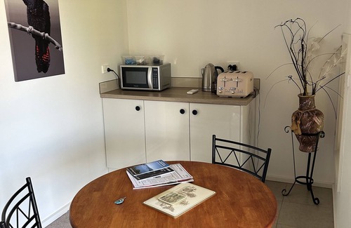Eildon House | Romantic/Retreat