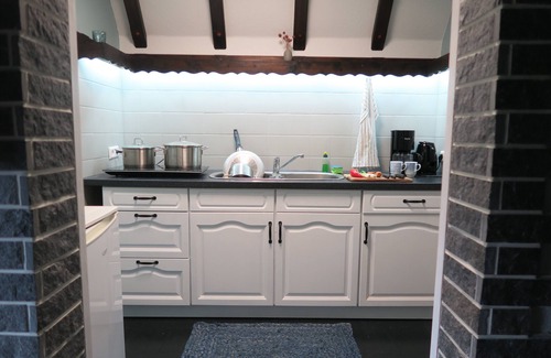 Muhlleithen House | Romantic retreat: peace and quiet + time out in nature - with garage, pavilion