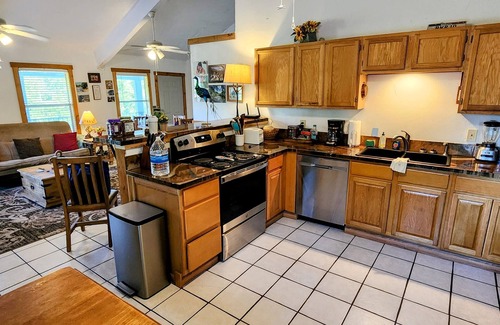 Leakey Cabin | Romantic Riverfront Cabin Getaway - upscale Hill Country Luxury cabin