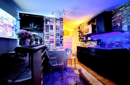 Midtown Apartment | Romantic room in the heart of Times Square