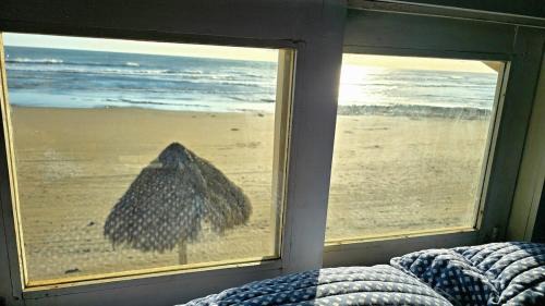 Pochomil House | Romantic Seaside Casita w Pool, AC, Fire Sunsets
