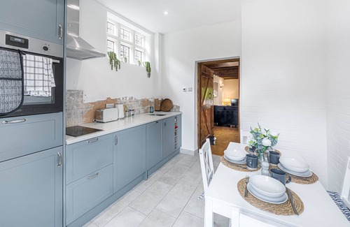 Ford Cottage | Romantic Seaside Retreat Near Arundel