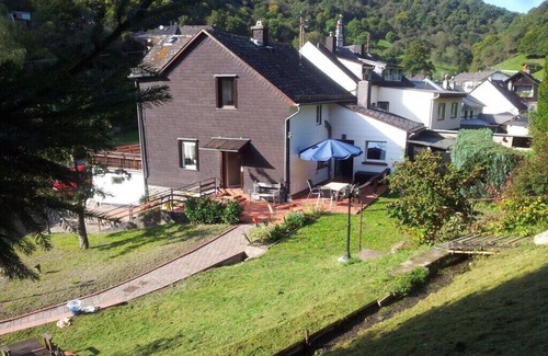 Sauerthal House | romantic side valley of Rhenish Slate Mountains