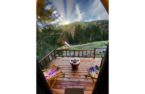 Montenegro House | Romantic sky view bungalow for 3people