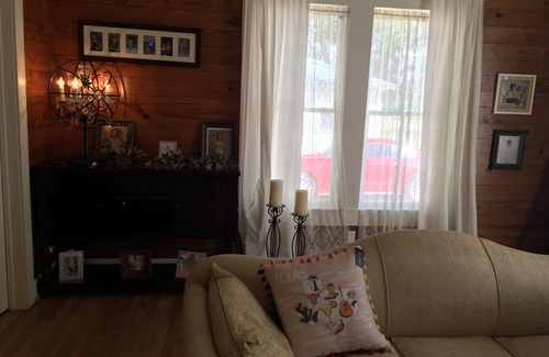 Carmine Bed & Breakfast | Romantic Slipper Tub