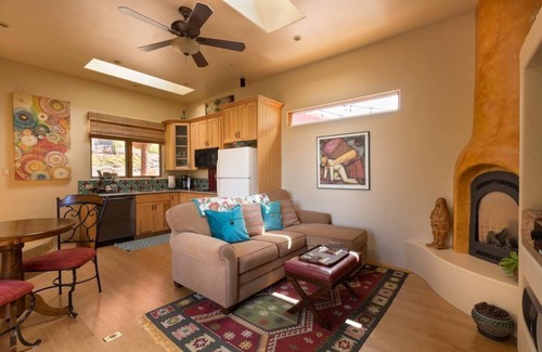 Carpenter Canyon Cottage | Romantic SLO Wine Country Retreat near beaches