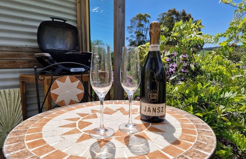 Bangor House | Romantic Stay by Historic Church on Wine Route