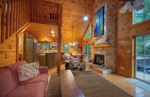 Ferguson Cabin | Romantic Stone Cabin, Private Waterfalls, Hot Tub, Pet Friendly, WiFi, Decks