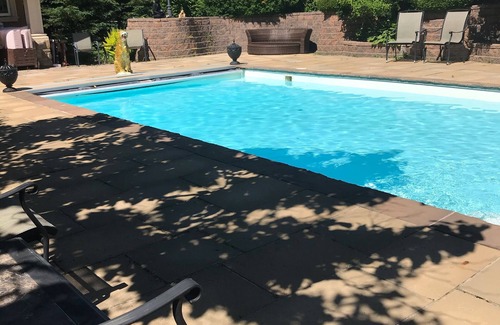 Caledon Apartment | Romantic Studio Hideaway Heated Pool Option