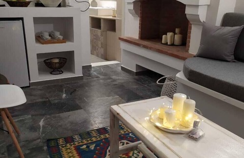 Pothia Apartment | Romantic studio, city center, near beach, next market and restaurants