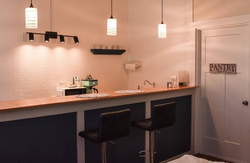 Statesville Apartment | Romantic studio in historic district, 5 minute walk to downtown