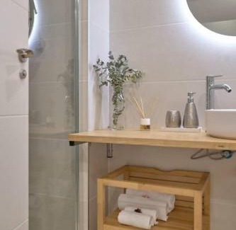 Malilla Apartment | Romantic Suite Roig Arena N9 Virkin Suites