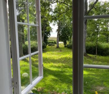 Saffle House | Romantic Villa in historic setting with lake view