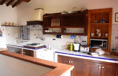 Fabriano Villa | Romantic Villa La Chiesetta with private pool ideal for couples and families