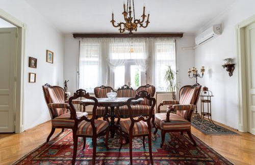 Papa Apartment | Romantic Villa - Pápa