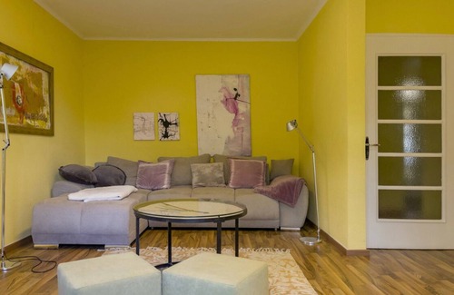 Ochsenhausen House | Romantic villa section in the baroque and musical town of Ochsenhausen